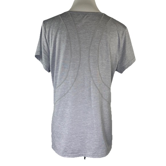 Reebok Grey Short Sleeve Top Casual Activewear Performance Workout Women's XL - Picture 7 of 12